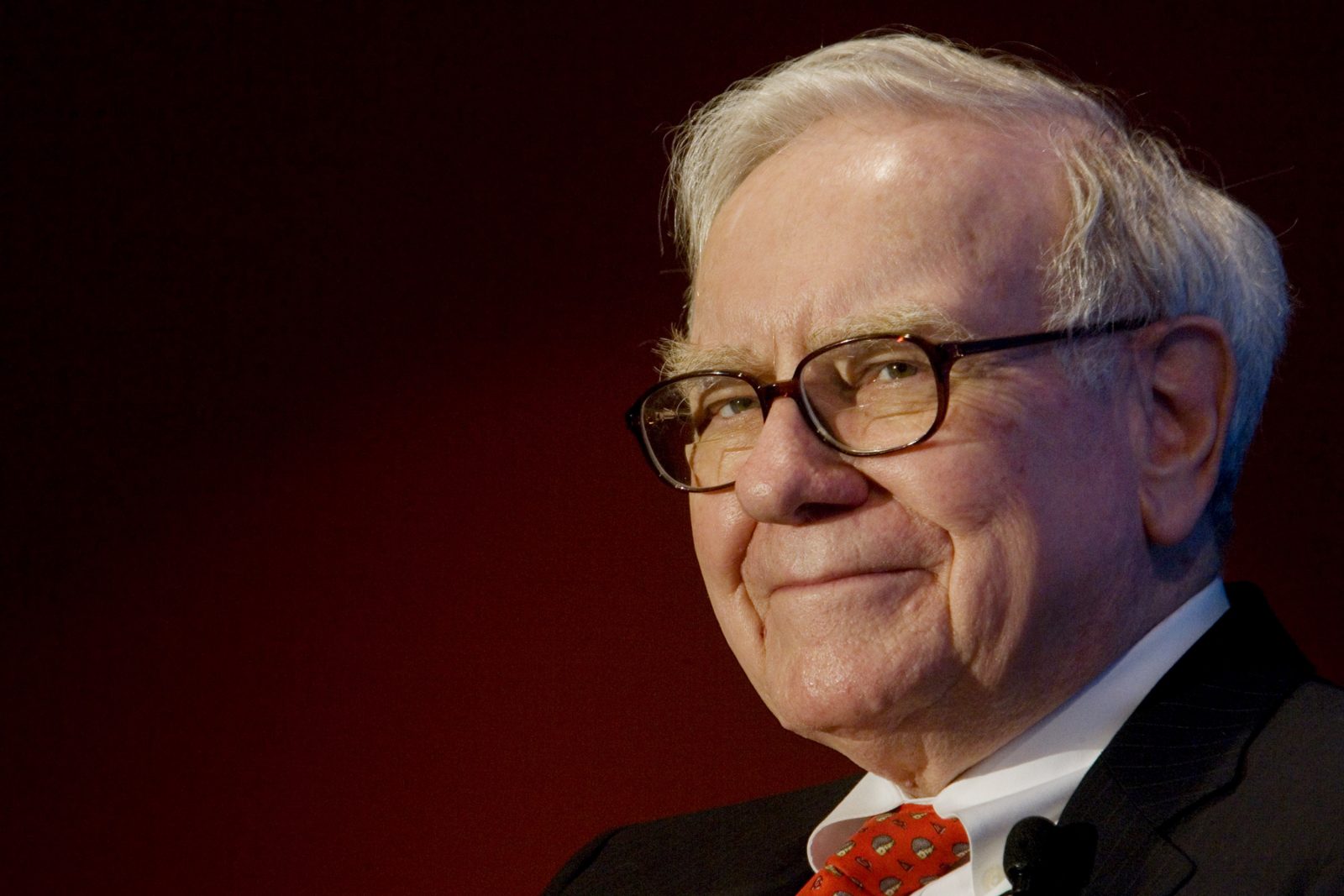 About Warren Buffett's 377 Million Real Estate Investment Realty